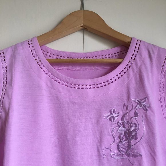 Lilac Die Cut Hem Floral Embroidered Tank Top - Picture 4 of 14